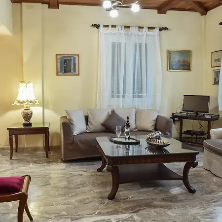 Giovani Apartment